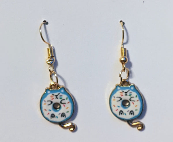 Donut Cat earrings - Made By Scratch Crafts